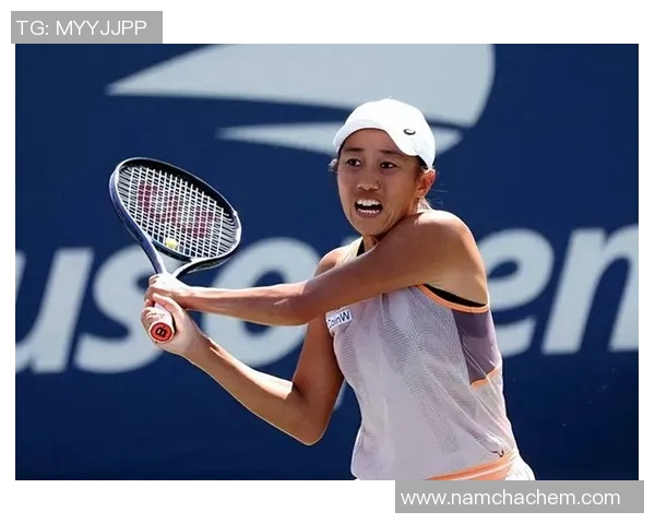 南京网球队的比赛经验揭秘：网球巨献背后的故事与技巧分享